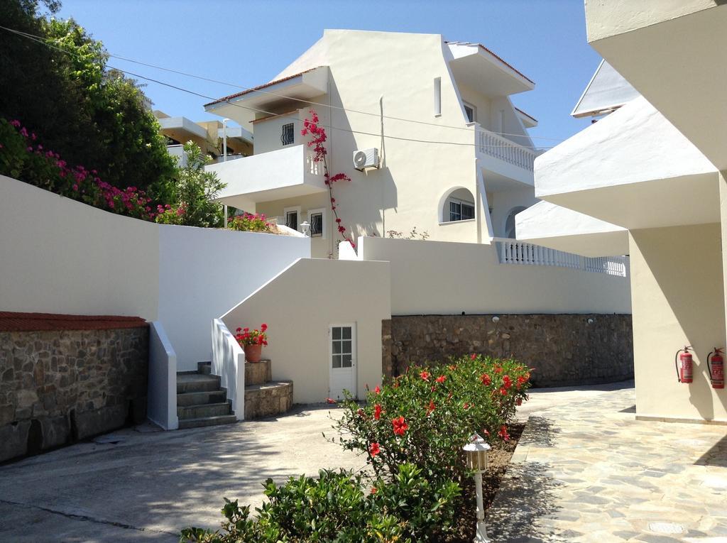 Johannes Boutique Apartments & Suites Afantou Pokoj fotografie